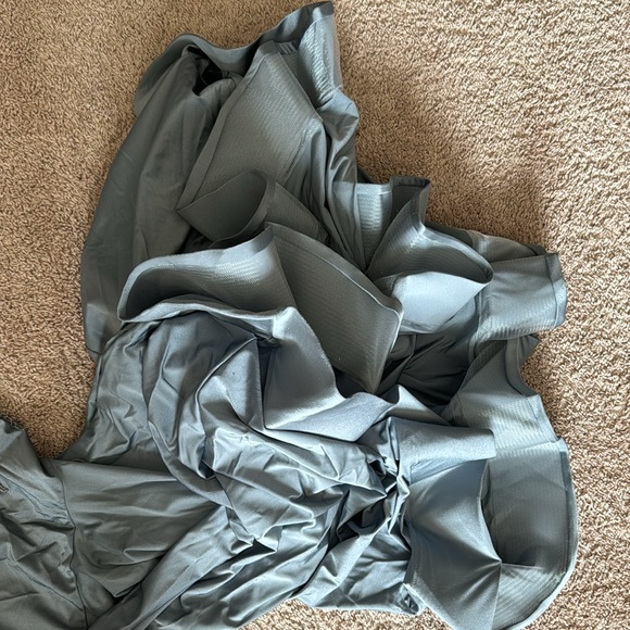 PROM DRESS - Picture 3 of 6